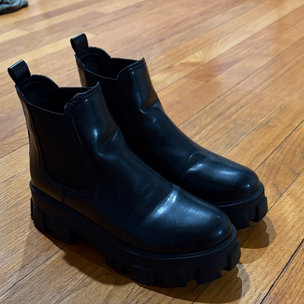 Circus by Sam Edelman Black Ankle Booties